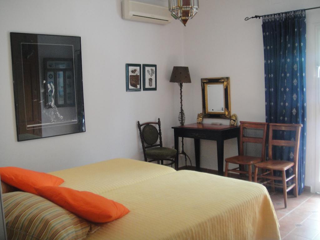 Hotel Casa La Felicidad Chiclana de la Frontera Zimmer foto
