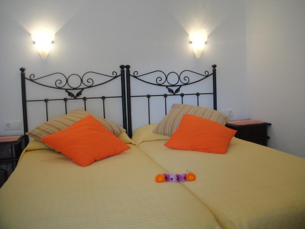 Hotel Casa La Felicidad Chiclana de la Frontera Zimmer foto